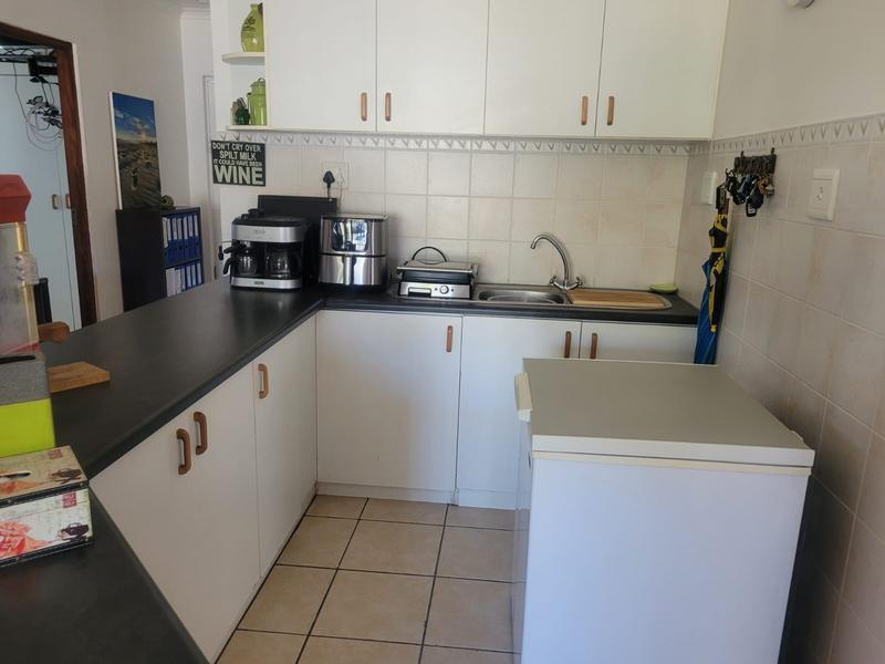 4 Bedroom Property for Sale in Kleinbaai Western Cape
